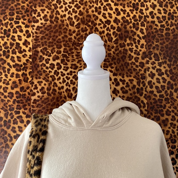 Yeezy hoodie - Picture 5 of 8